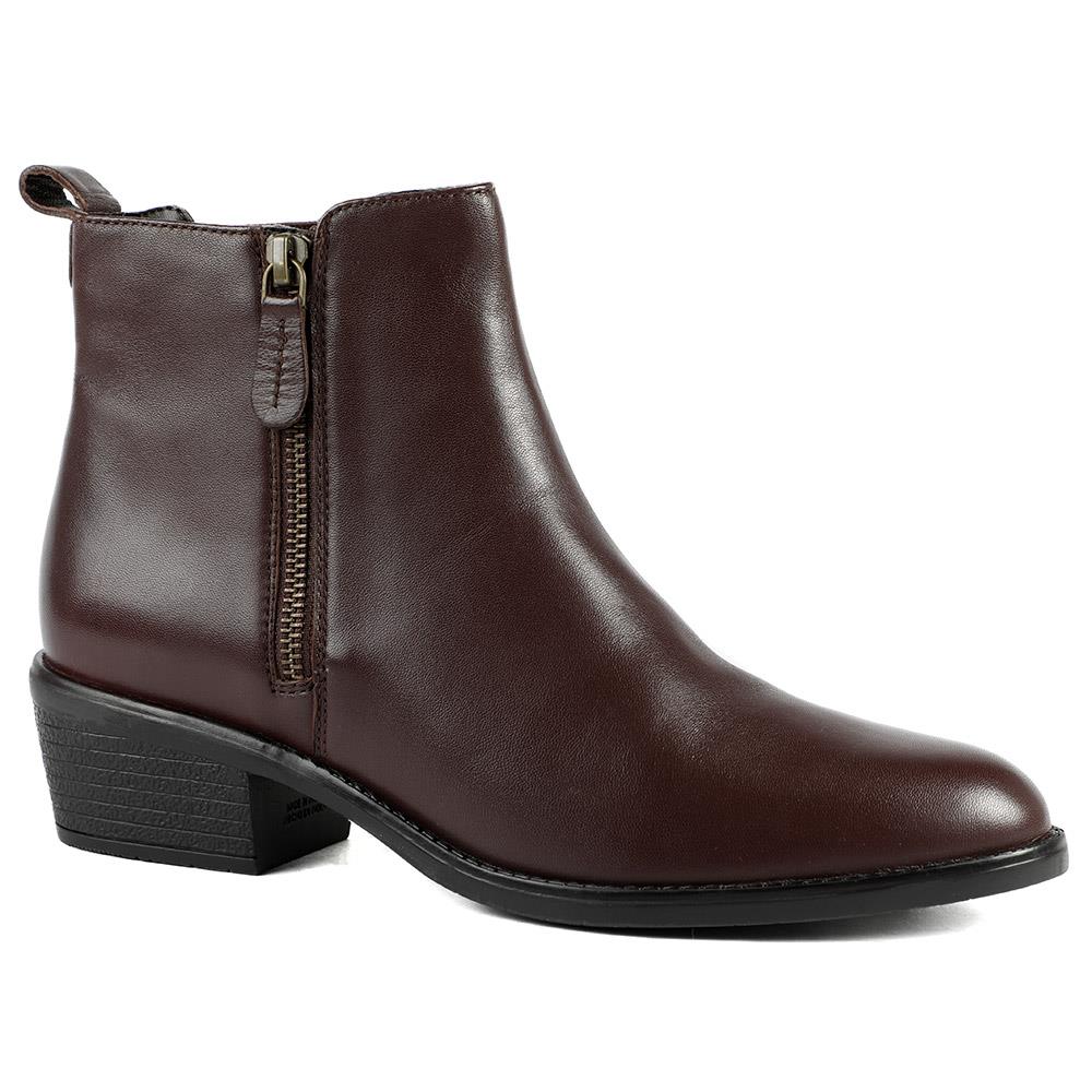 Women's leather ankle boot in dark brown with side zipper and chunky heel