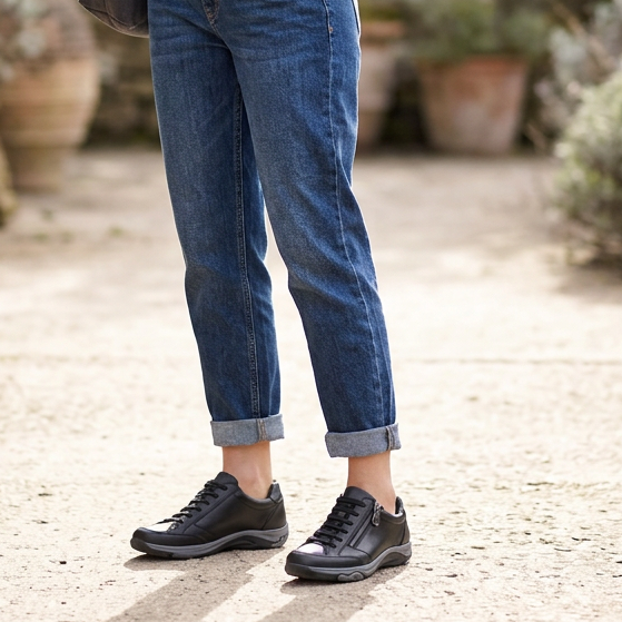 Free Spirit Hadlee – Black – Women's Leather Shoe