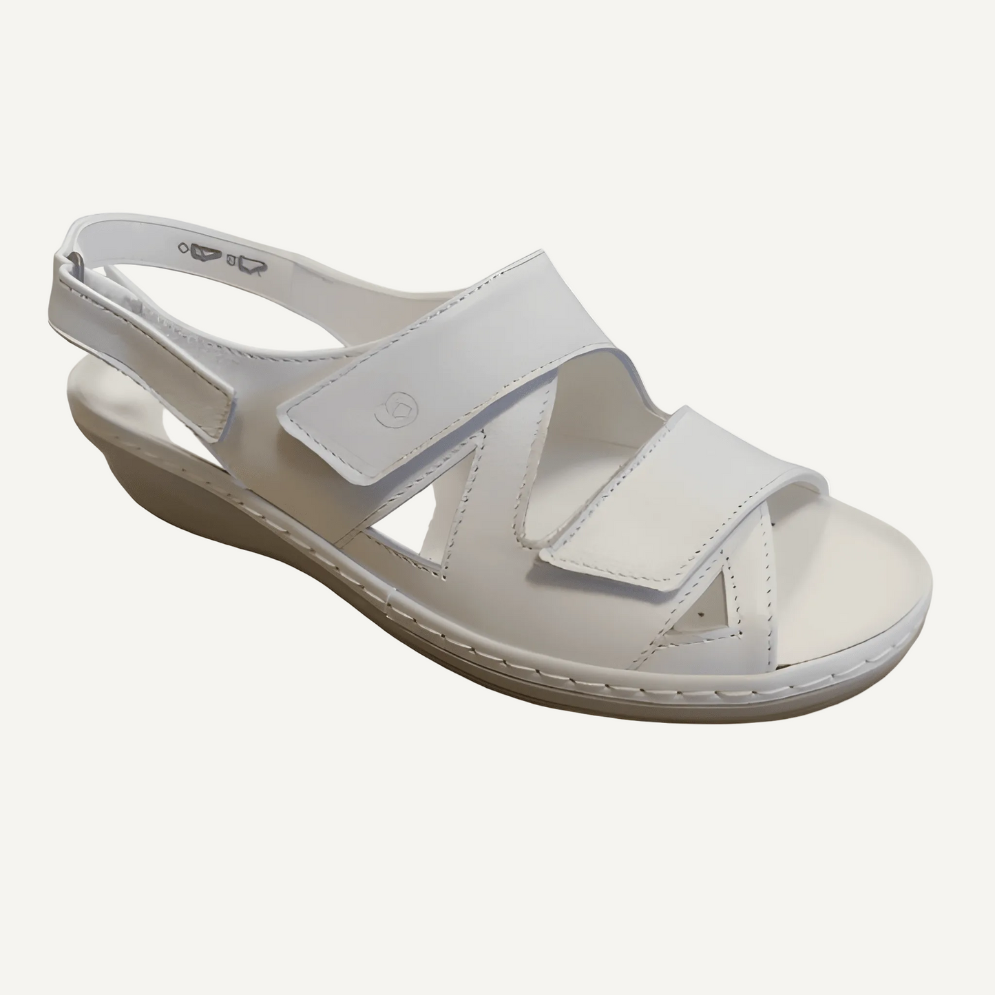 Suave Hannah – White